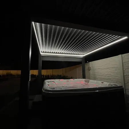 Luxury In I Almádi Lux Iv - Velvet Oak