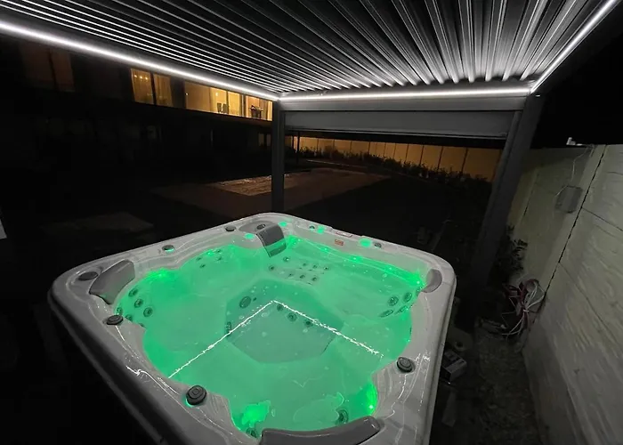 Apartament Luxury In I Almadi Lux Iv - Velvet Oak *